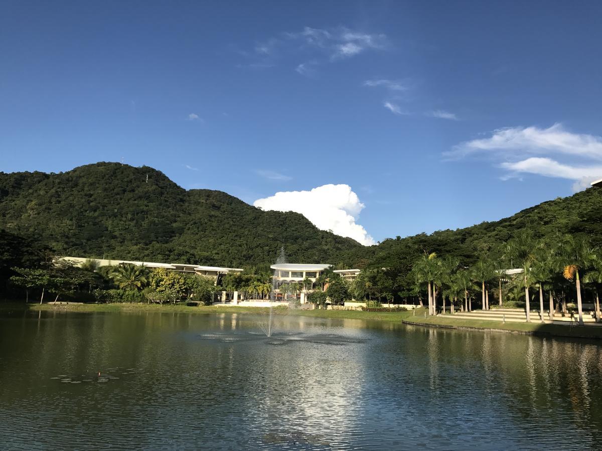 Creys Condo At Pico De Loro Cove Nasugbu Buitenkant foto